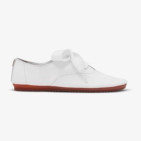 Cross Ventilation Channels Motion Control Midsole Stella - White