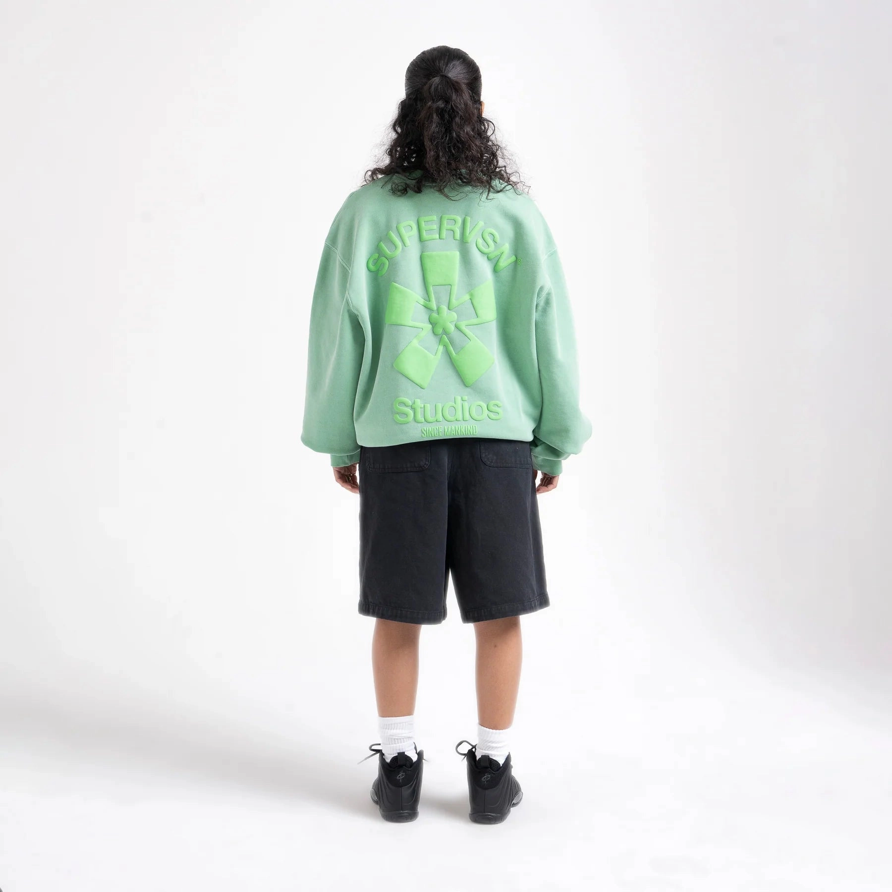 Stretchable Material Supervsn Studio Starburst Crewneck 'Green'