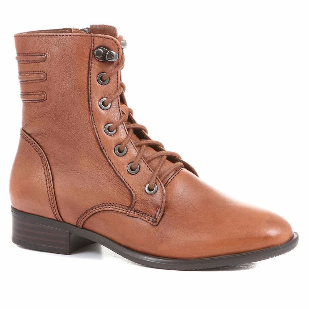 Sabina Boot Tobacco Traction
