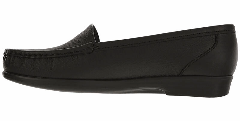 Trendy Trousers SAS Women's Simplify Slip On Loafer - Black