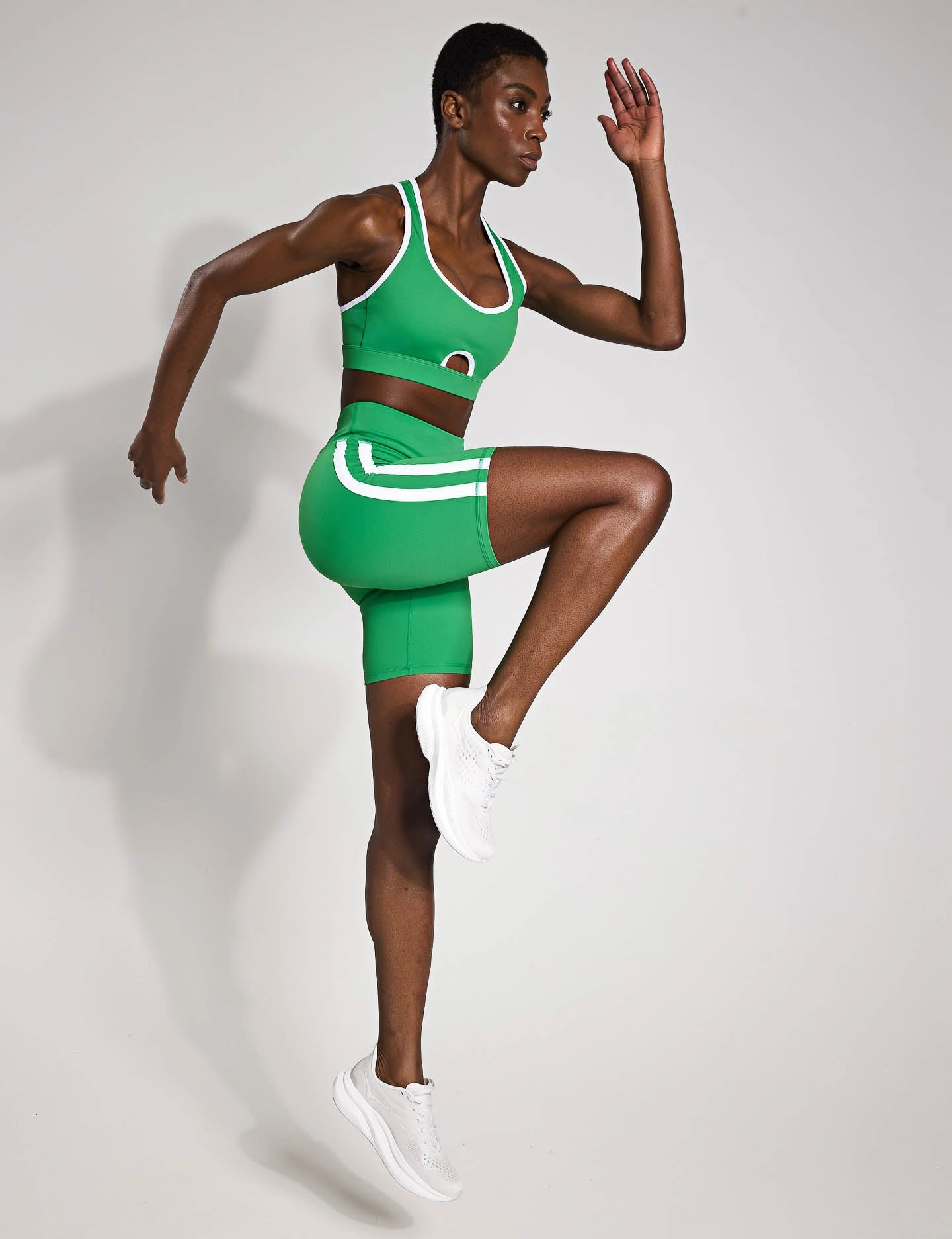 Clare Sports Bra - Kelly Green Soft Band