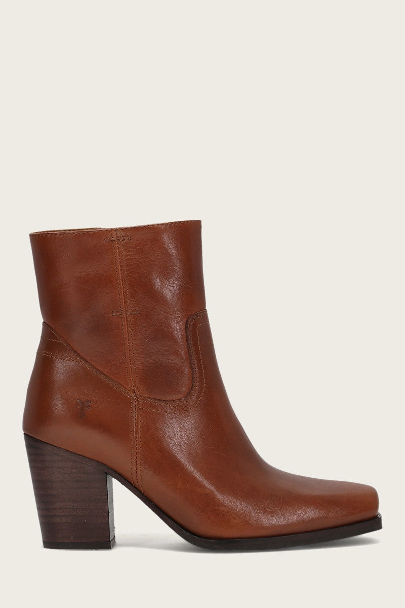 Shiloh Zip Bootie Breathable