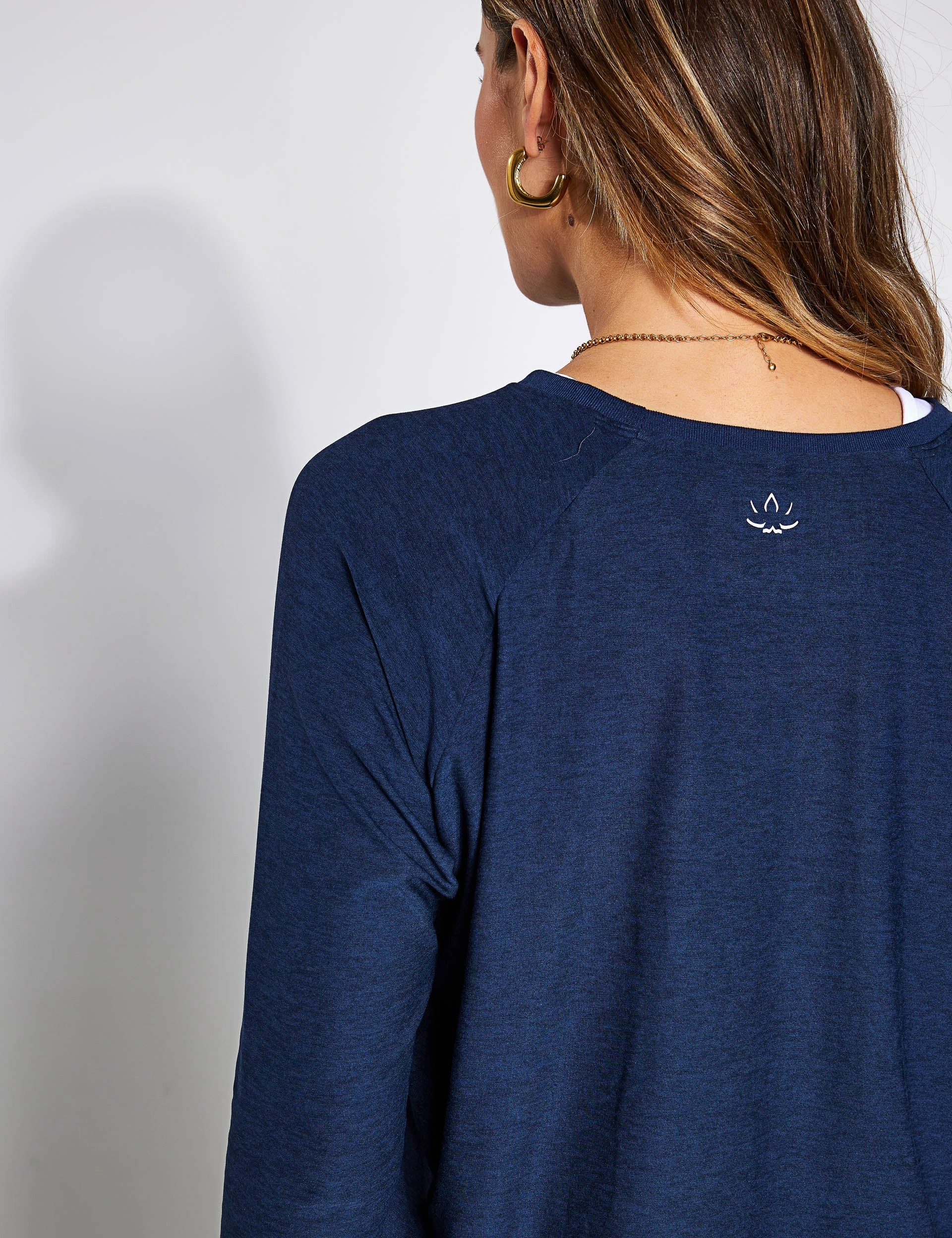 Garment Dyed Finish ReflectiveDetails Featherweight Daydreamer Pullover - Nocturnal Navy