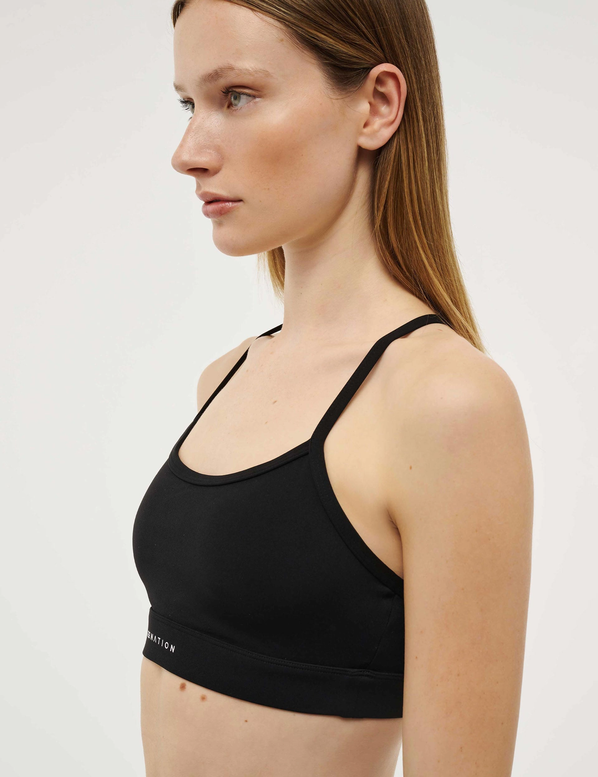 Signature Sports Bra - Black Strength training