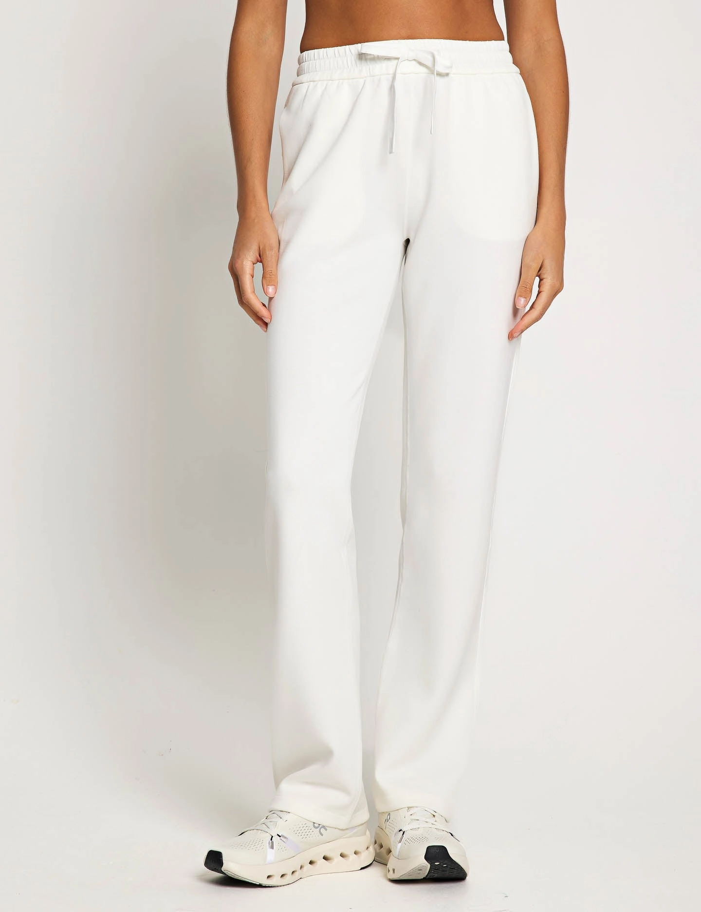 Aimie Relaxed Fit Jogger - Off White Anti Pilling Surface