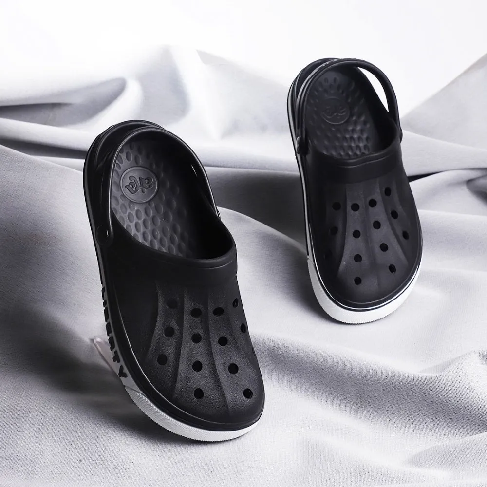 Entry - level aerodynamic - design shoes A-HA Black Casual Slip-on Clogs For Men LITEWALK By Liberty