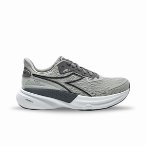 ergonomic - effectiveness - level Diadora Men's Nucleo 2 - Silver DD/Steel Gray/Black