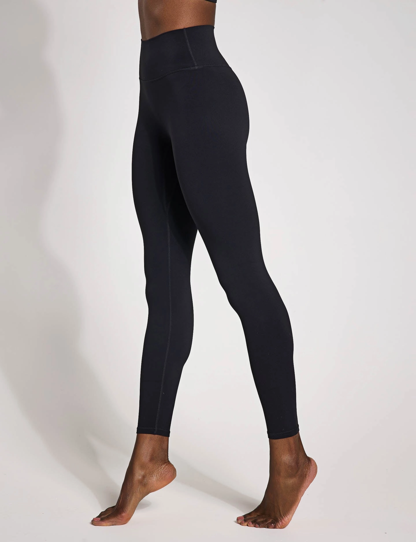 Chloe Cloud-Core Legging - Black Unisex Style Hiking Trail Sleek Motion