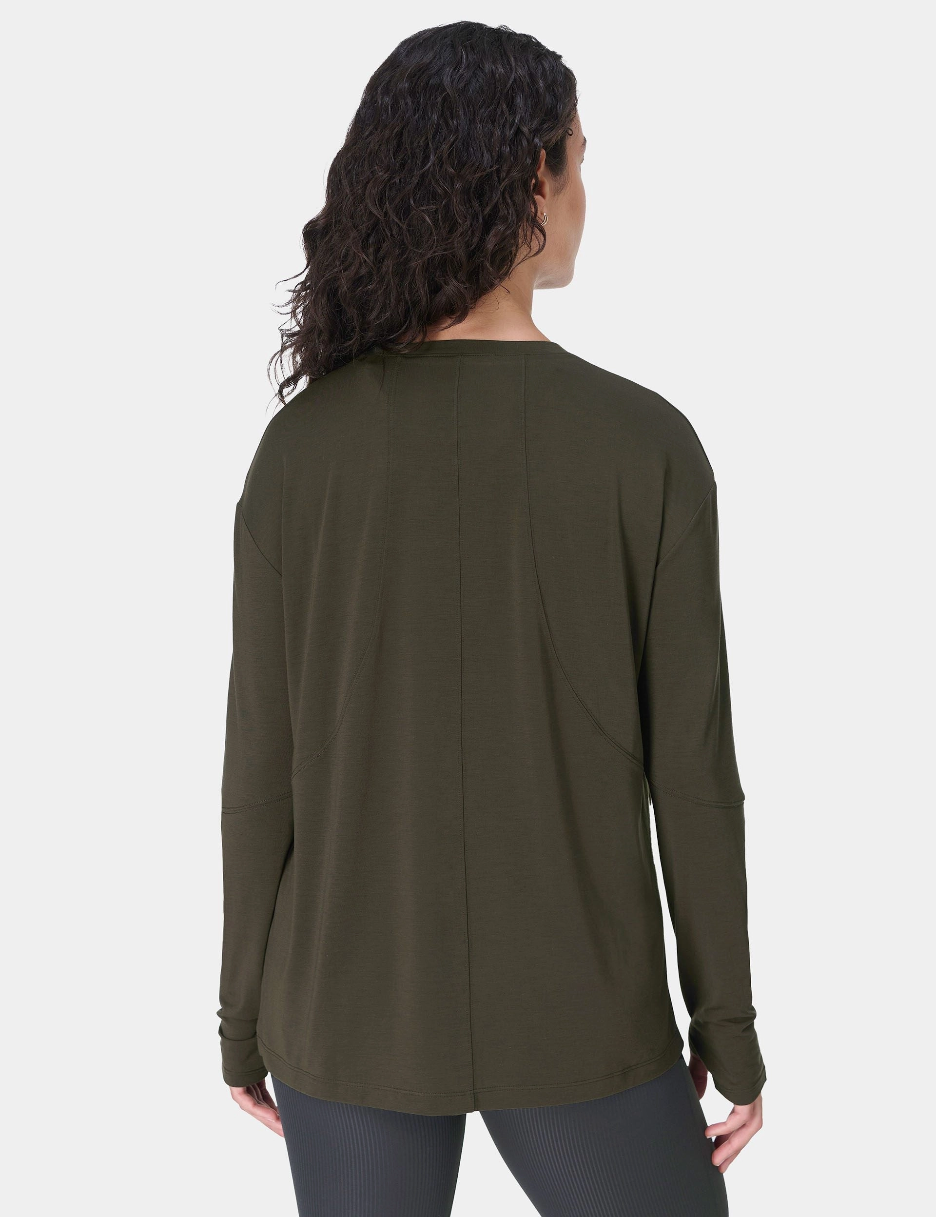 FadeResistant Color Mature Charm Soft Flow Studio Long Sleeve Top - Nori Green