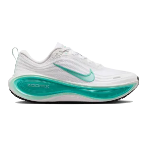 colorful shoe appearance Nike Vomero Plus