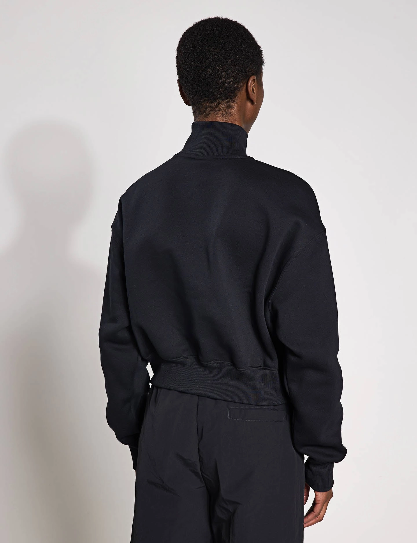 Sportswear Phoenix Fleece Cropped Sweatshirt - Black/Sail Cozy Base Brushed Fleece Interior