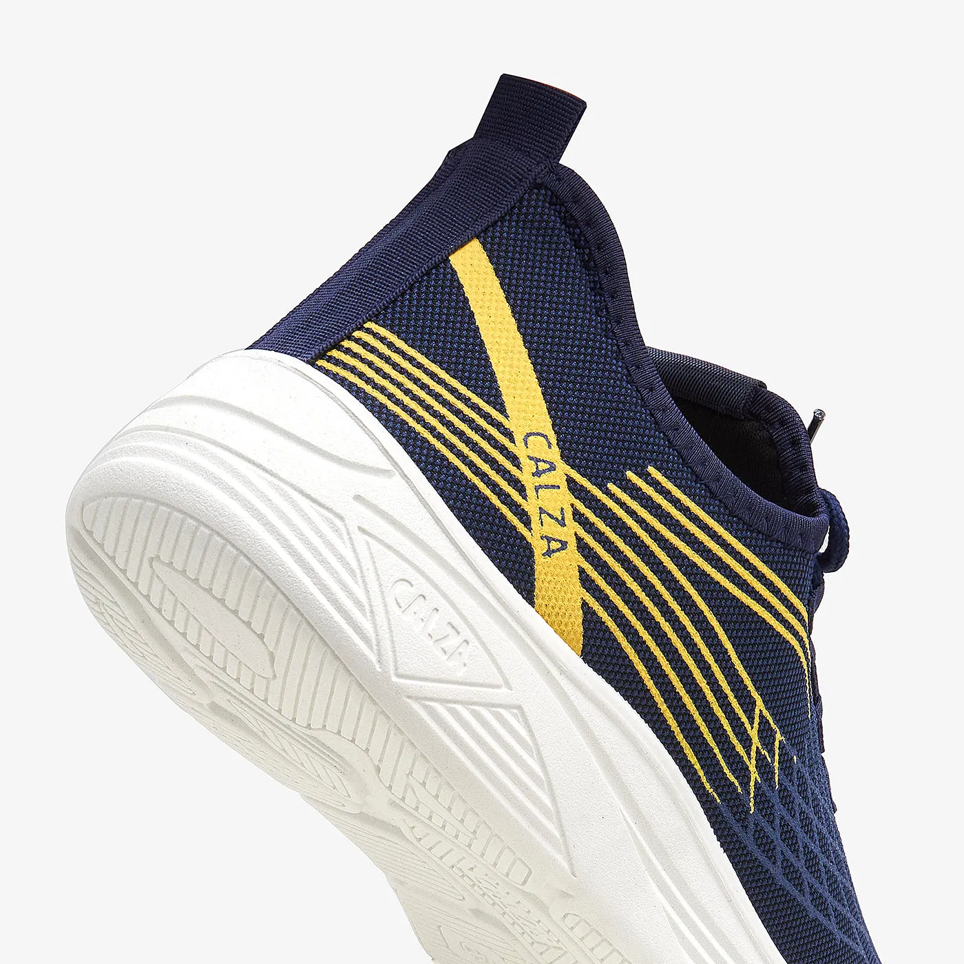 Comfortable foot wrap Enhanced Ankle Support Sporty Trainers for Men