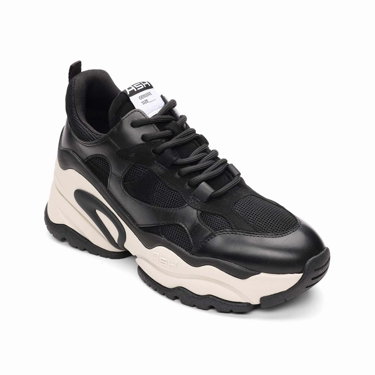 Molded Heel Cradle comfort - conscious shoes Born Sporty Chunky Sneaker