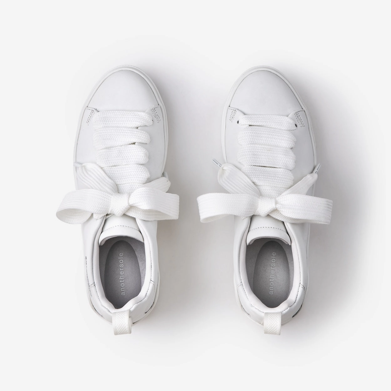 high - arched Pressure Mapped Outsole Stella (Women) - White