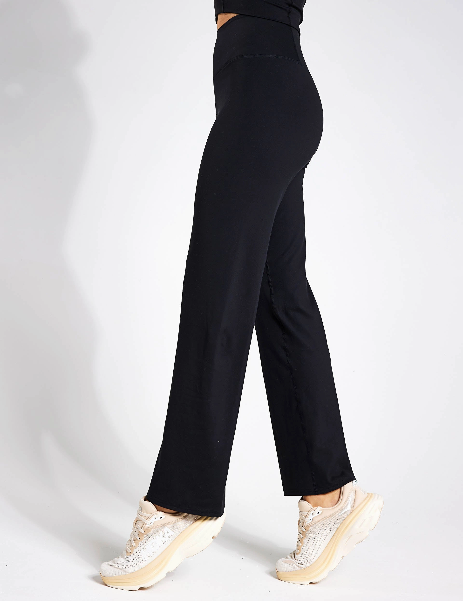 Poolside attire Non Restrictive Fit Straight Leg Yoga Joggers - Black