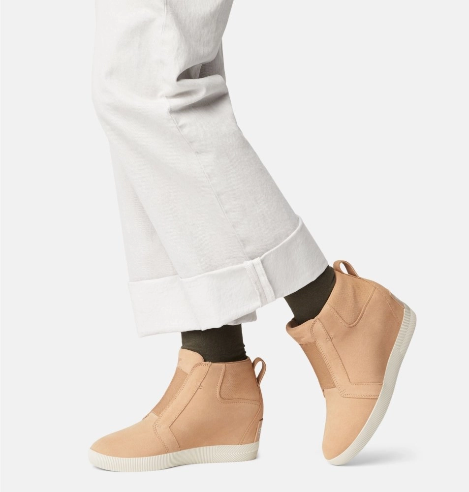 Sorel Women's Out N About Pull On Wedge - Canoe/Sea Salt Relaxing Wear