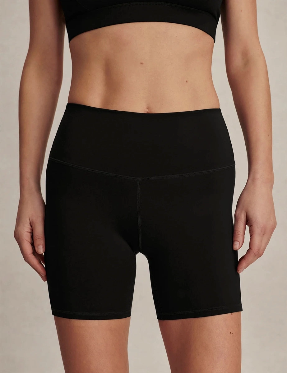 The Freesoft Shorts Set - Black Tight Fit Casual Fit Wear