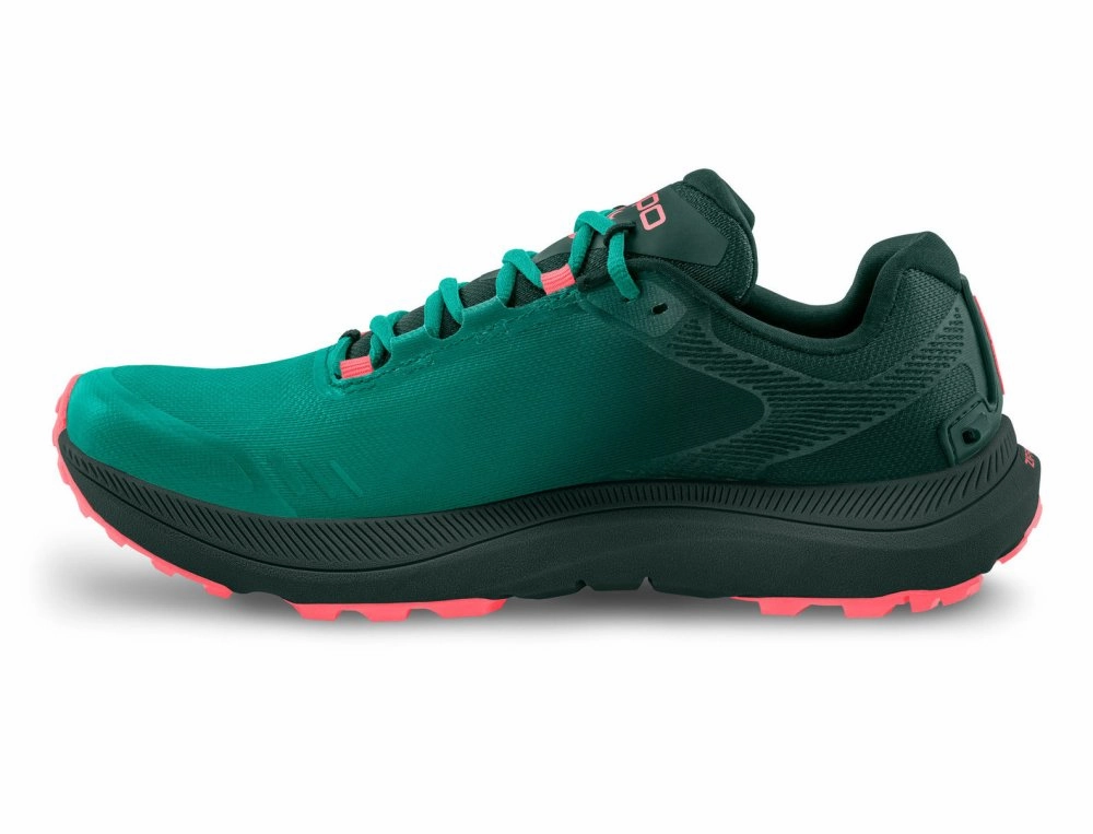Iconic Ease Upgraded cushioning Topo Athletic Women's MT-5 - Emerald/Pink