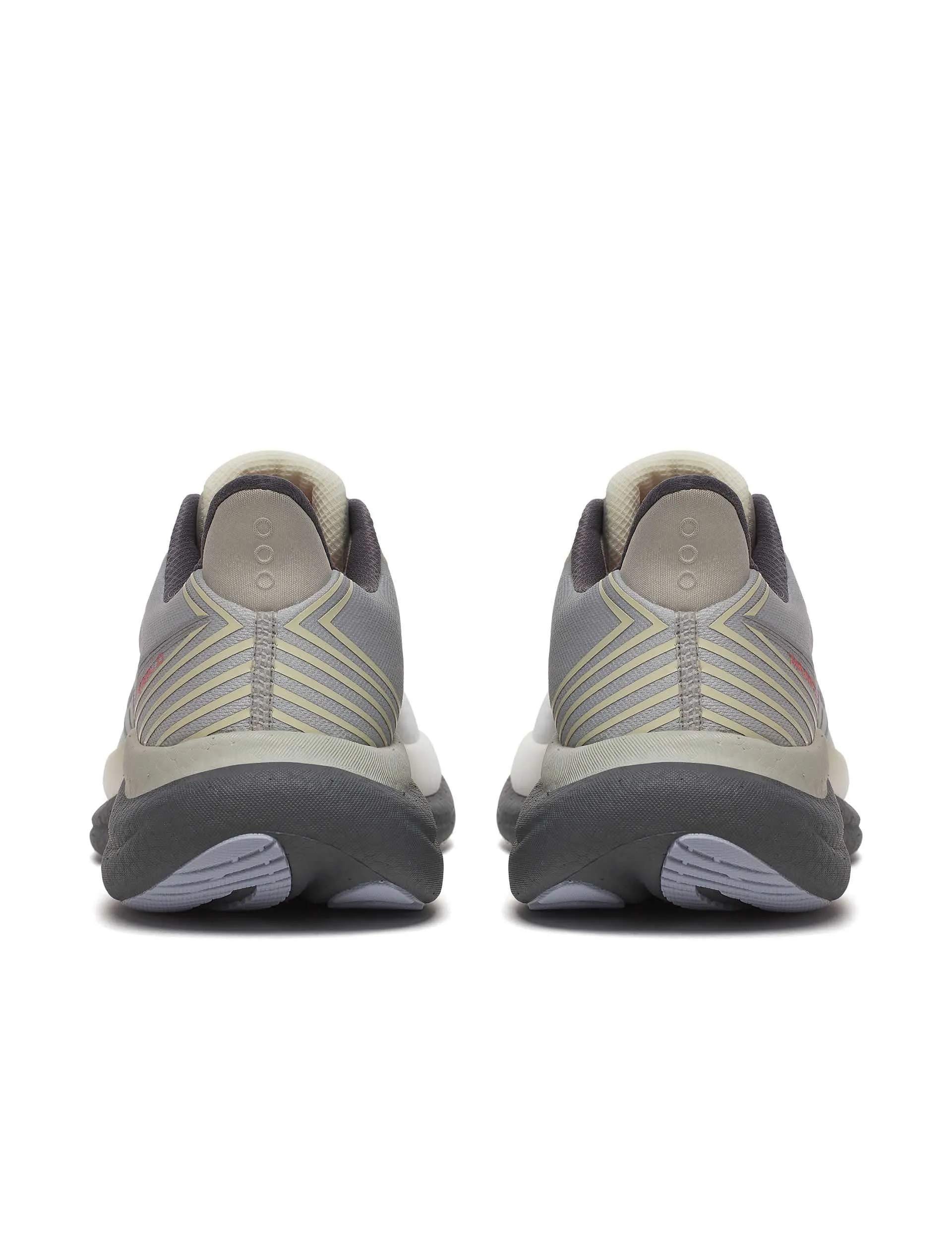 running on a track shoes Triumph 23 - Grey/Shadow