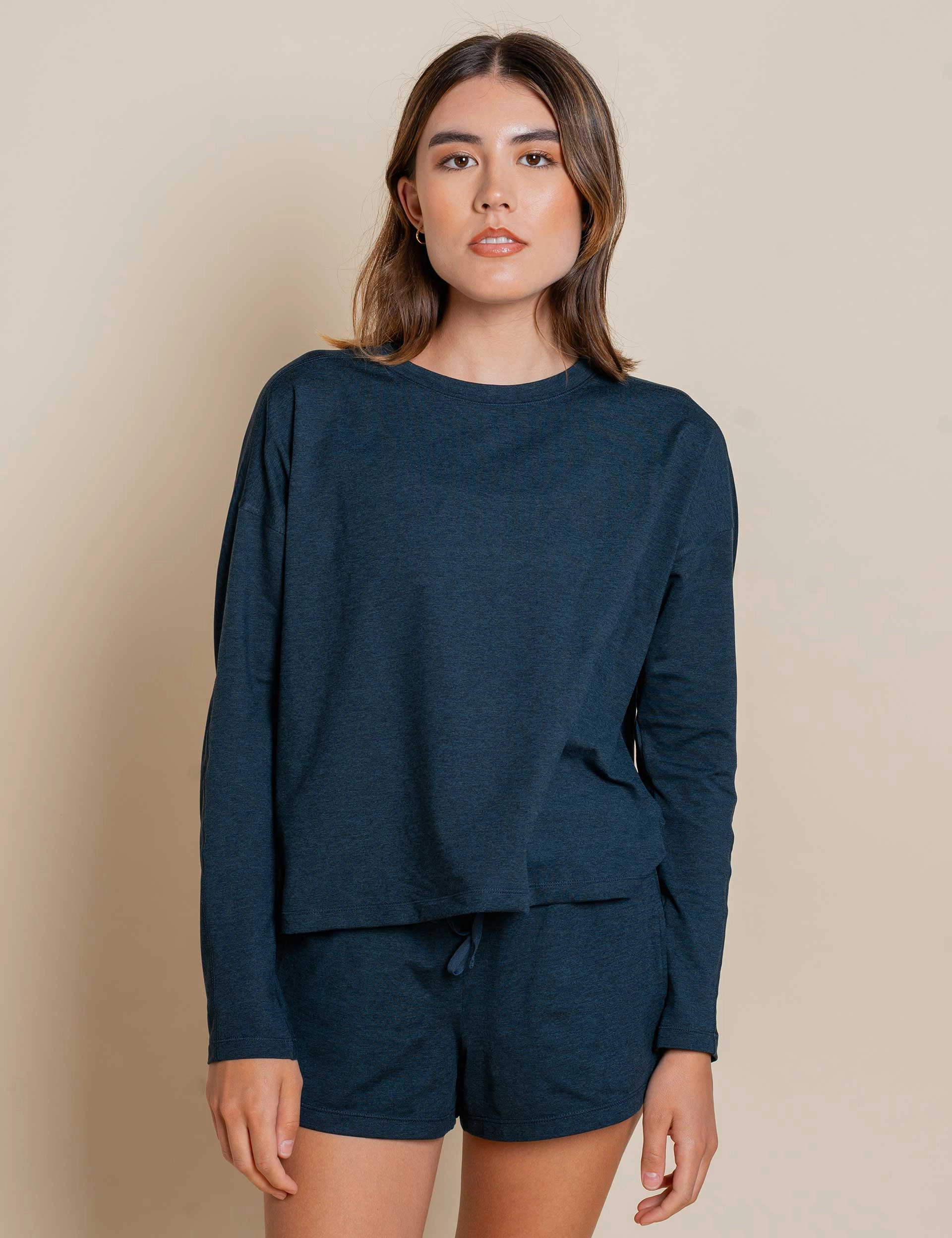 ReSet Long Sleeve Tee - Midnight MoistureWickingMaterials Satin