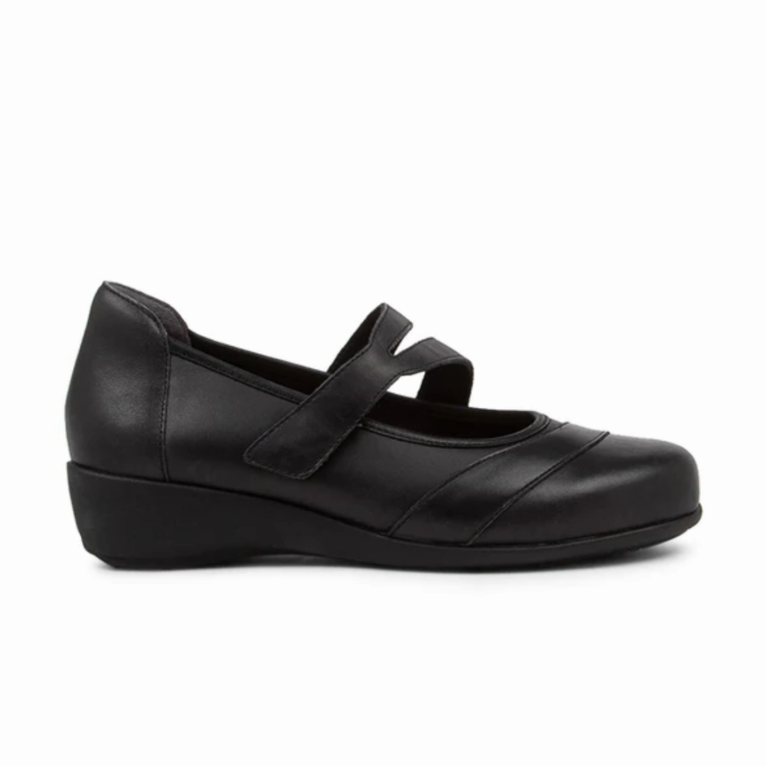 Ziera Shoes Women's Shepard Comfort Flat - Black Leather ReinforcedKnees
