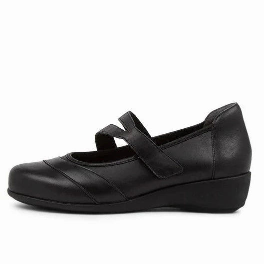 mesh ventilation Ziera Shoes Women's Shepard Comfort Flat - Black Leather